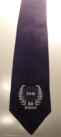 Old School EBM Business Krawatte